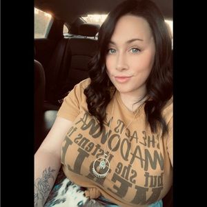 Meet your Posher, Brandy